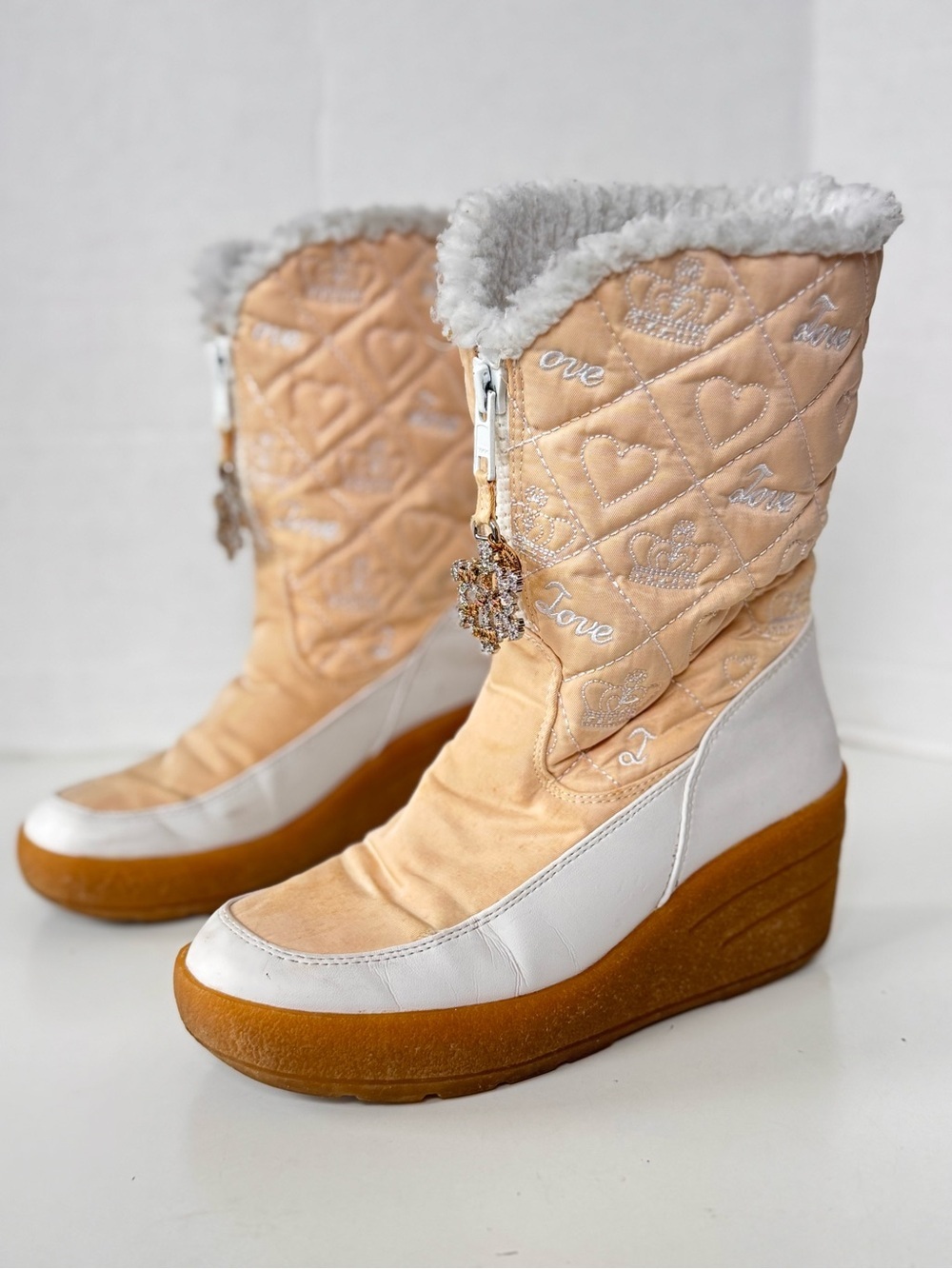 Vintage Y2K JUICY COUTURE Fairy Whimsy Winter Wedge Boots Bling Snowflake Size 7